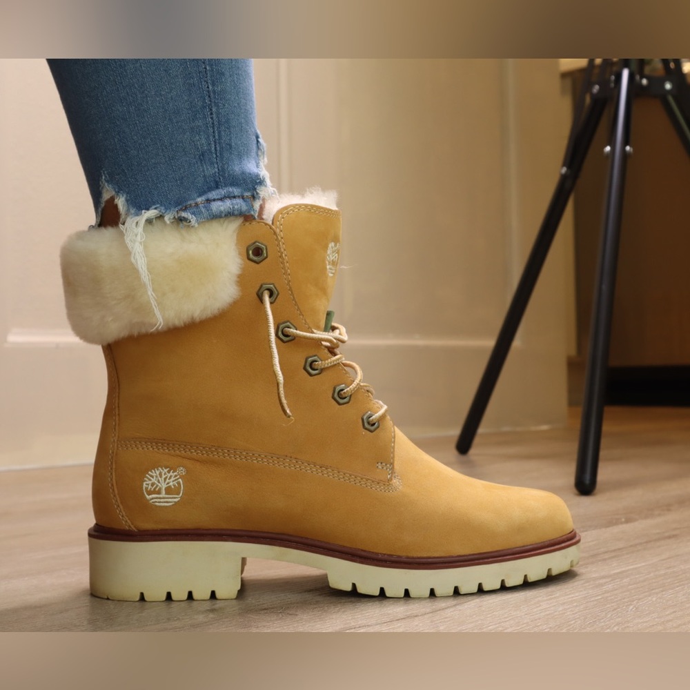 Womens Timberland Boots with the Fur